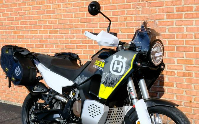 2025 Husqvarna Norden 901 Expedition
