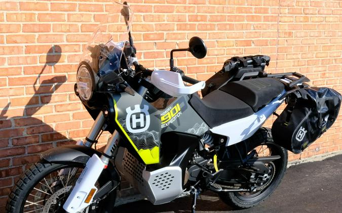 2025 Husqvarna Norden 901 Expedition