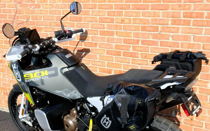 2025 Husqvarna Norden 901 Expedition