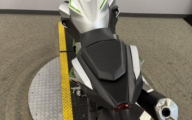 2024 Kawasaki Z7 Hybrid ABS