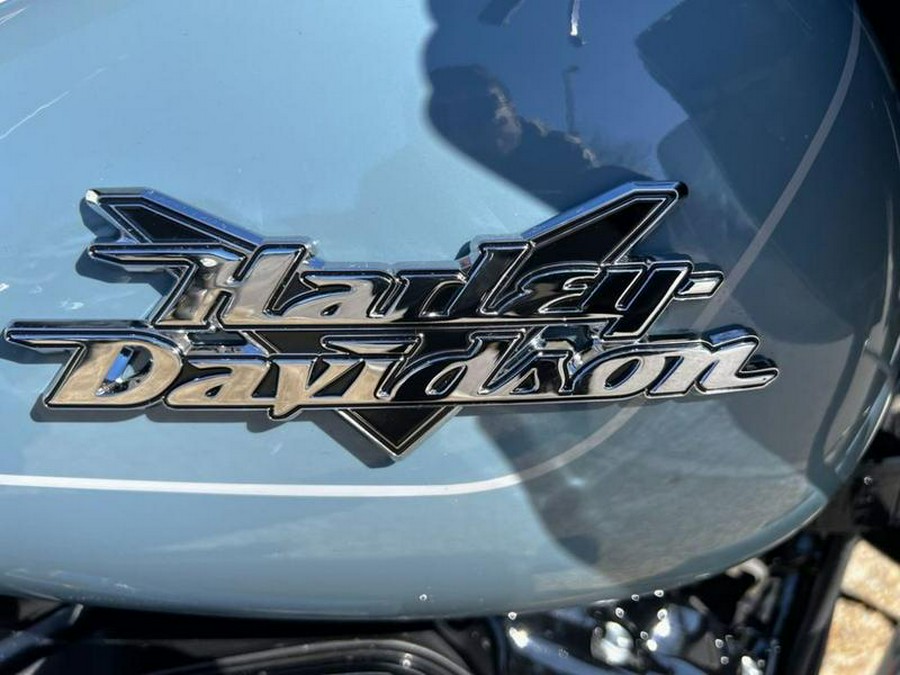 2024 Harley-Davidson® FLTRT - Road Glide® 3