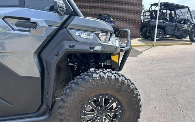 2023 Can-Am® Defender MAX Limited HD10