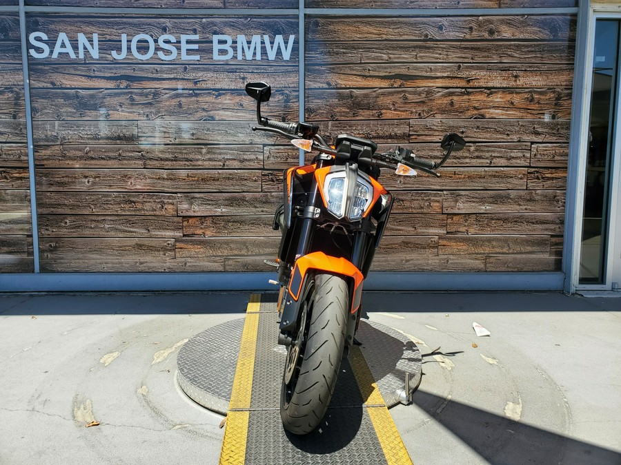 2022 KTM Duke