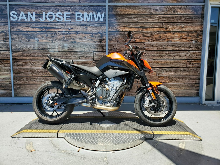 2022 KTM Duke