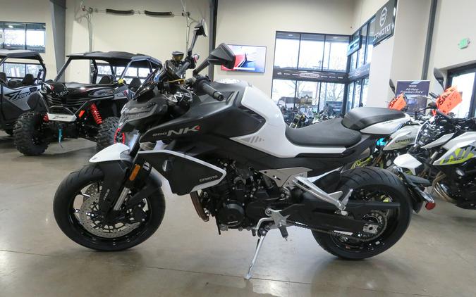 2024 CFMOTO NK 800