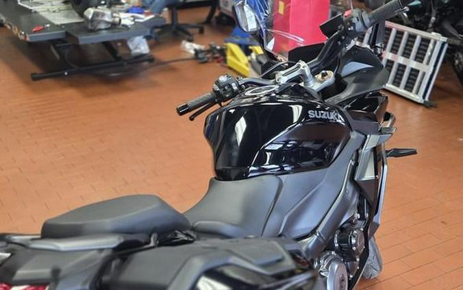 2022 Suzuki GSX-S1000GT Plus