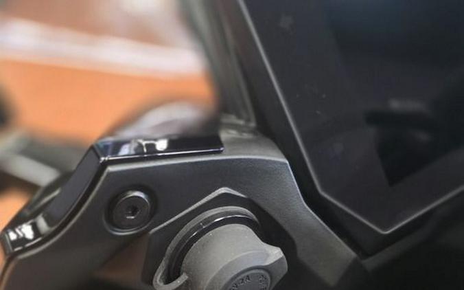 2022 Suzuki GSX-S1000GT Plus