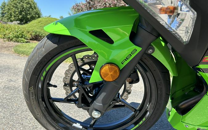 2023 Kawasaki Ninja® 400 ABS KRT Edition