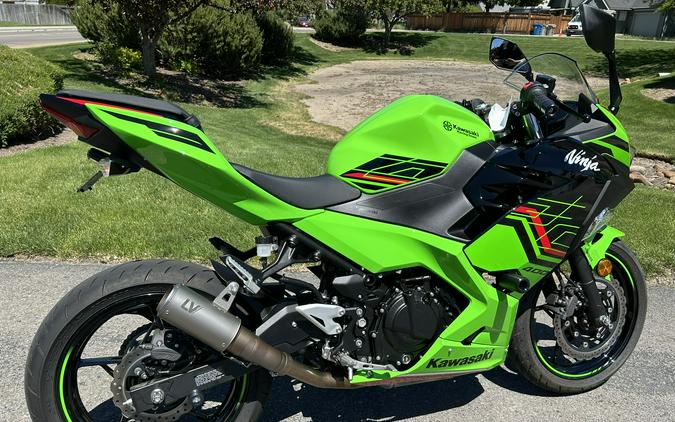 2023 Kawasaki Ninja® 400 ABS KRT Edition