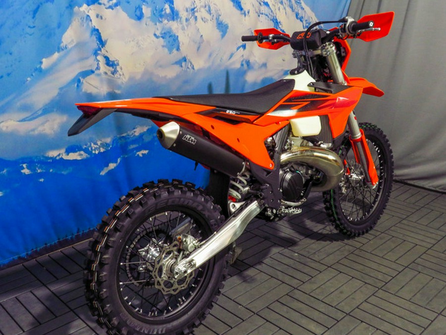 2027 KTM XC 250 W