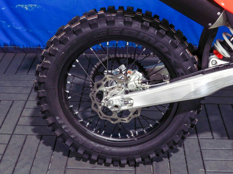 2027 KTM XC 250 W