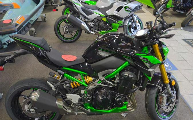 2024 Kawasaki Z900 SE ABS