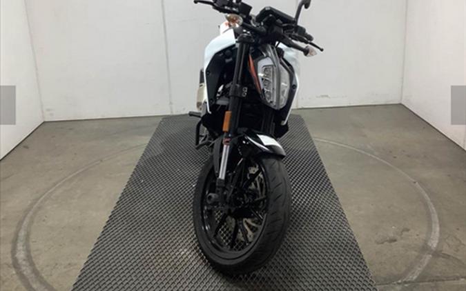 2022 KTM 390 Duke