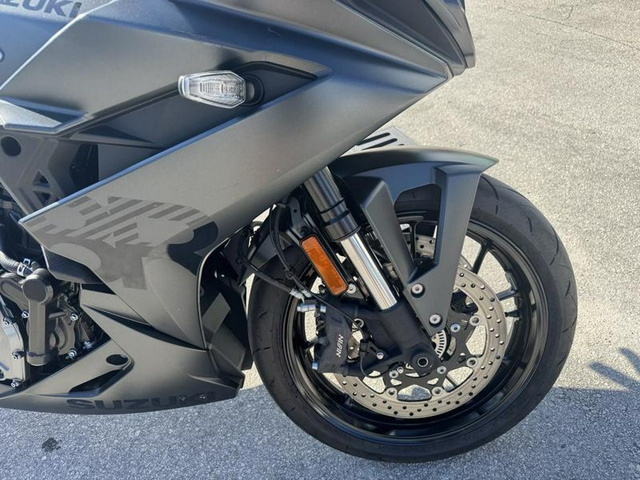 2025 Suzuki GSX-8R