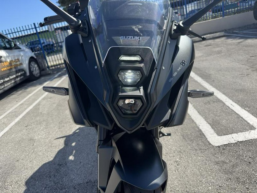2025 Suzuki GSX-8R