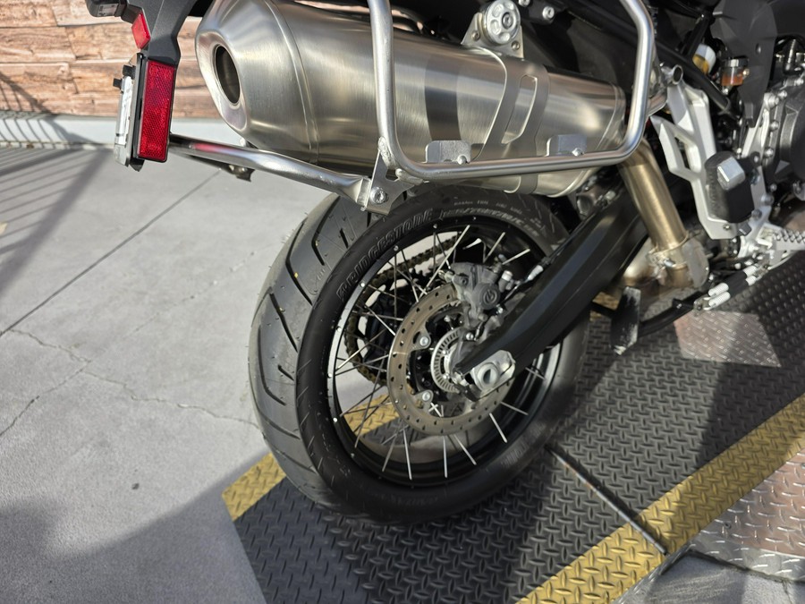 2025 BMW F 900 GS Adventure