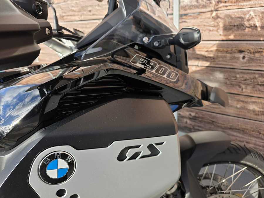 2025 BMW F 900 GS Adventure