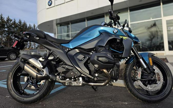 New 2026 BMW R1300R
