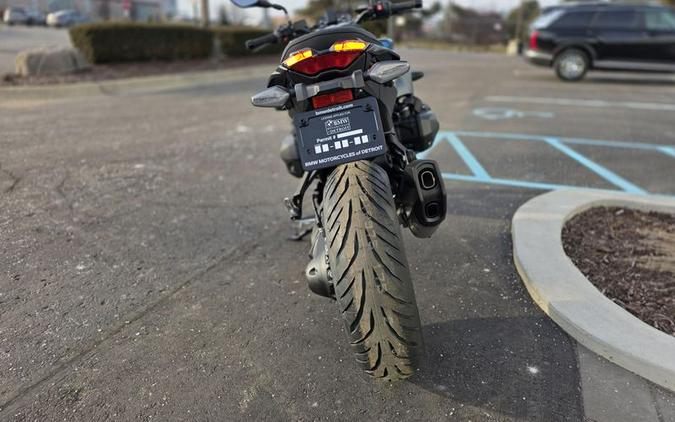 New 2026 BMW R1300R