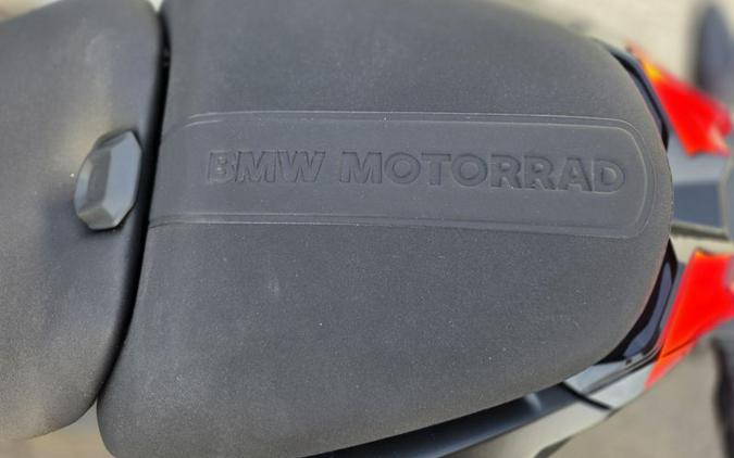 New 2026 BMW R1300R