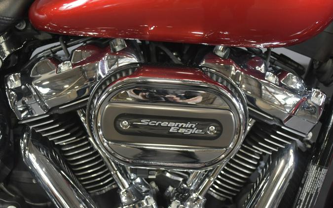 2019 Harley-Davidson Heritage Classic 114 Wicked Red/Twisted Cherry