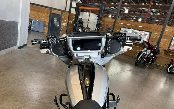 Harley-Davidson® CVO™ Street Glide® 2023