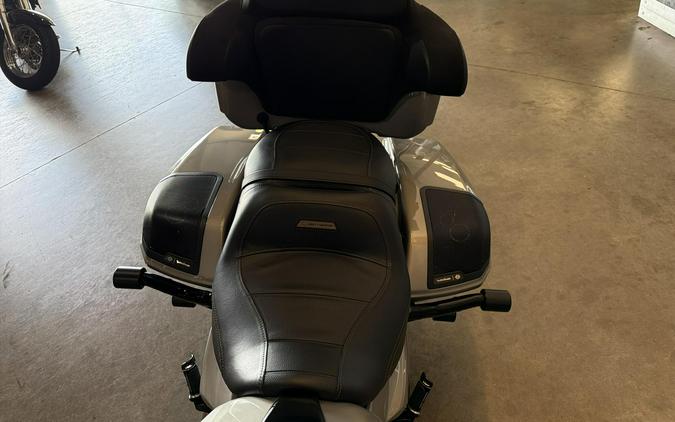 Harley-Davidson® CVO™ Street Glide® 2023