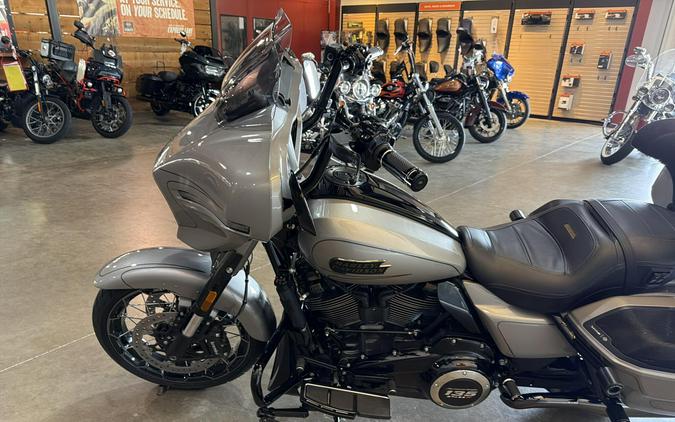 Harley-Davidson® CVO™ Street Glide® 2023