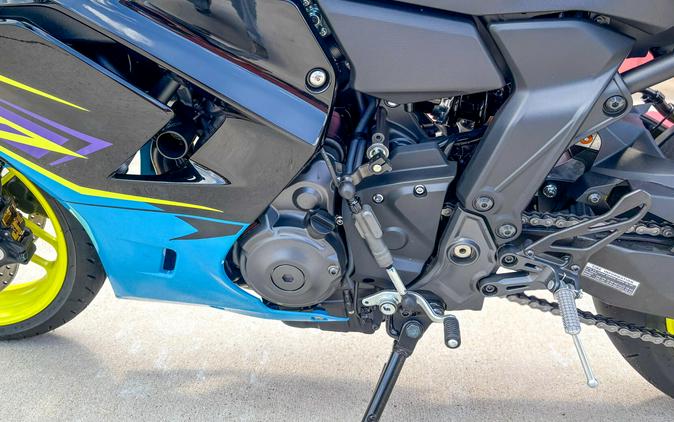 2026 Yamaha YZF-R7 Breaker Cyan / Raven