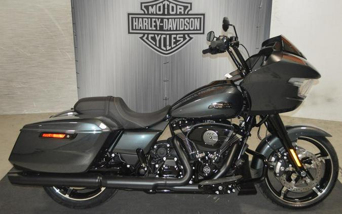 FLTRX 2025 Road Glide™