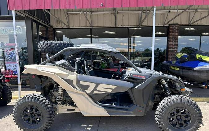 2023 Can-Am® Maverick X3 DS Turbo Desert Tan & Carbon Black