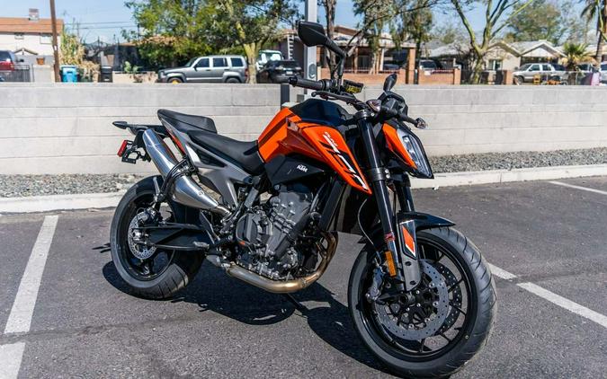 2024 KTM 790 Duke