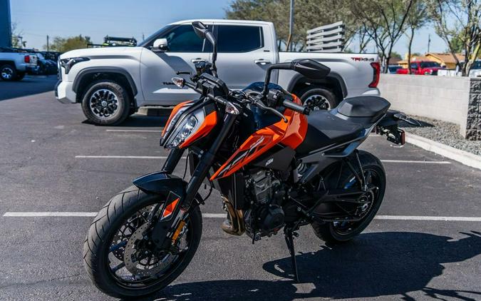 2024 KTM 790 Duke