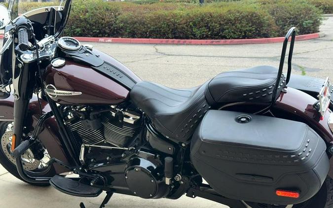 2018 Harley-Davidson® FLHC - Softail® Heritage Classic