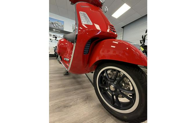 2024 Vespa GTS Super 300