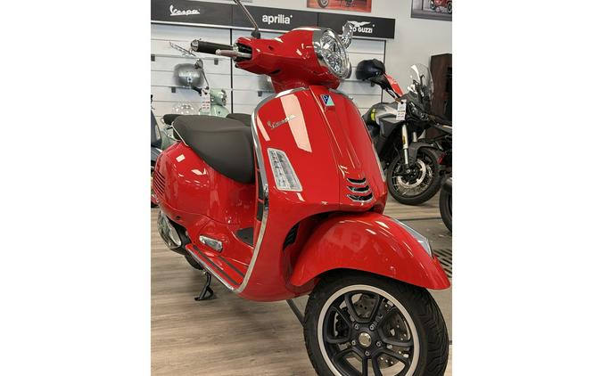 2024 Vespa GTS Super 300