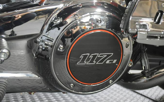 2022 Harley-Davidson CVO Road Glide Wicked Orange Pearl