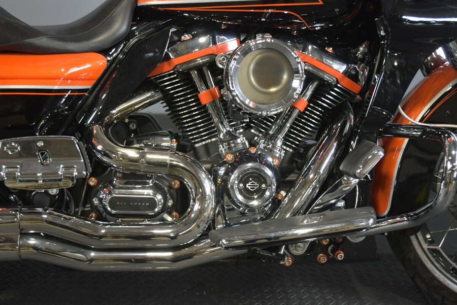 2022 Harley-Davidson CVO Road Glide Wicked Orange Pearl