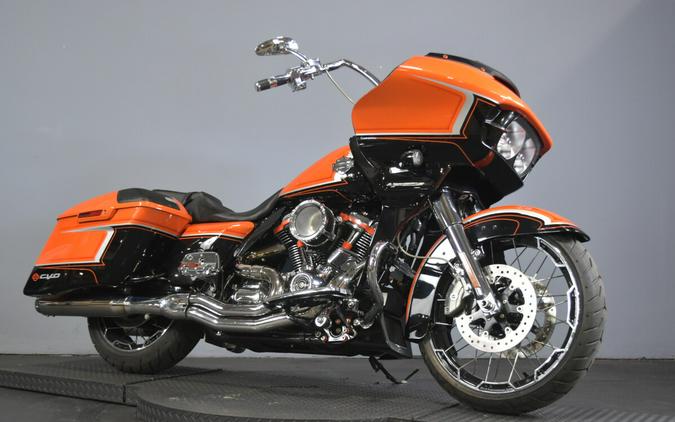 2022 Harley-Davidson CVO Road Glide Wicked Orange Pearl
