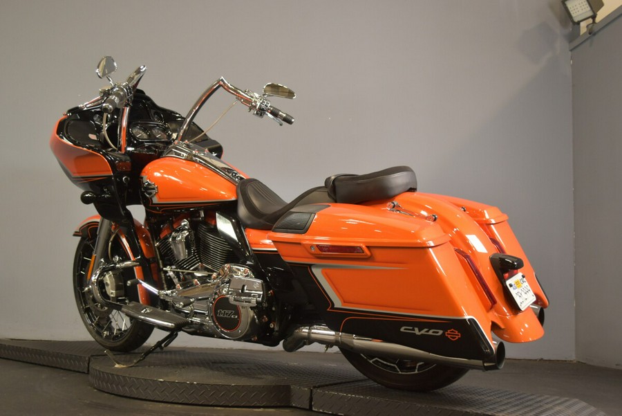 2022 Harley-Davidson CVO Road Glide Wicked Orange Pearl