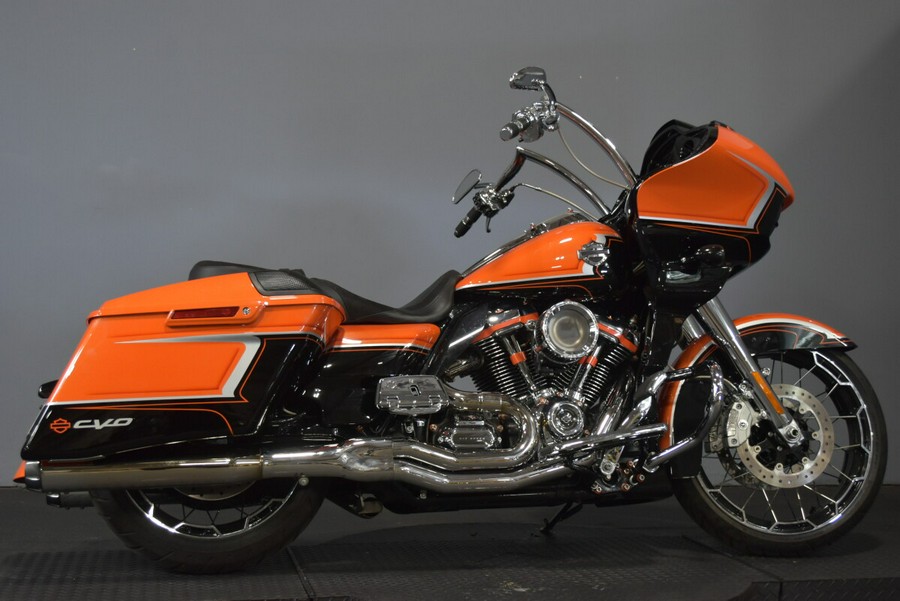 2022 Harley-Davidson CVO Road Glide Wicked Orange Pearl