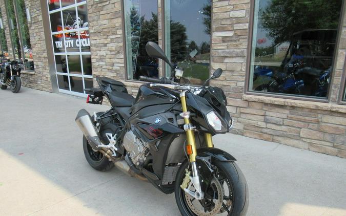 2019 BMW S 1000 R