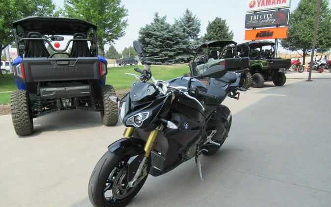2019 BMW S 1000 R