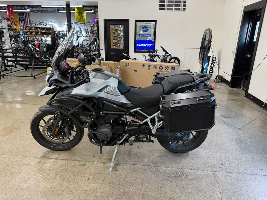 2023 Triumph Tiger 1200 GT Pro