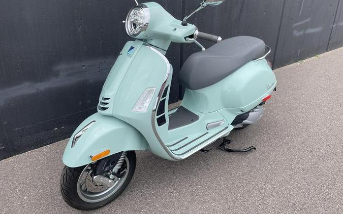 2023 Vespa GTS 300