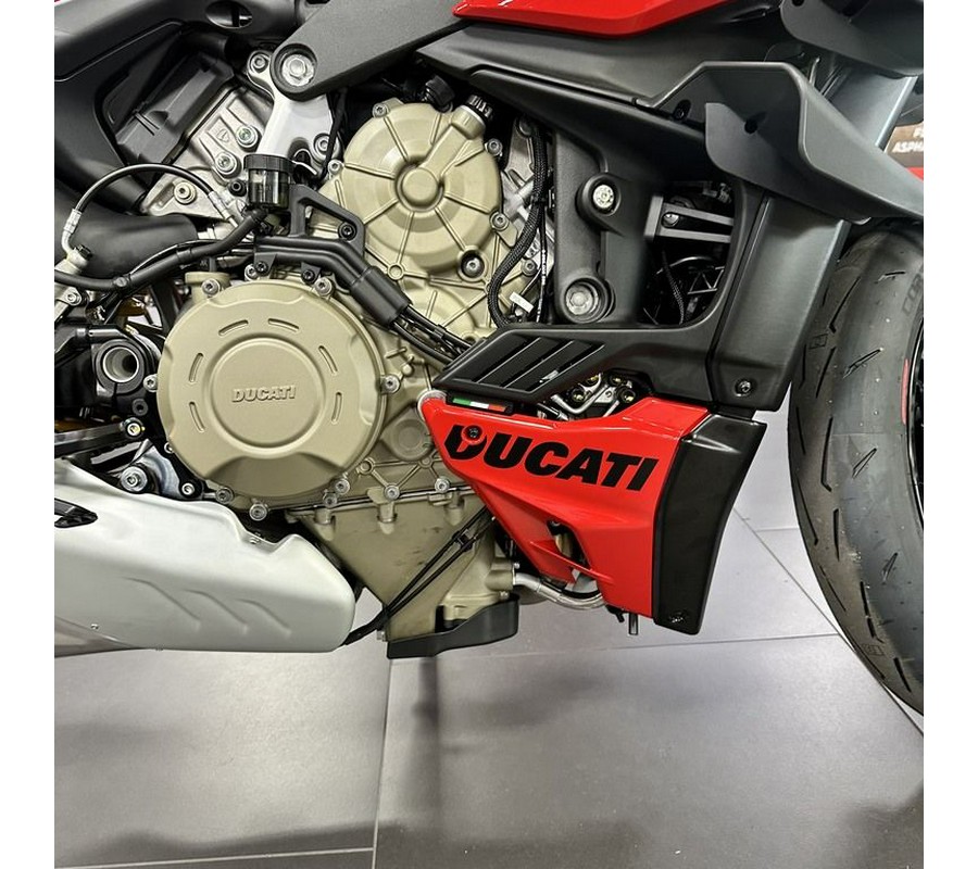 2024 Ducati Streetfighter V4 Red