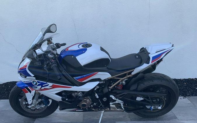 2022 BMW S 1000 RR Light White Racing Blue Racing Red