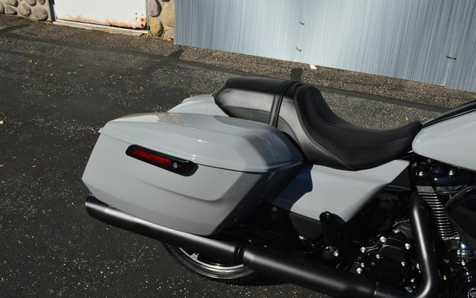 FLTRX 2025 Road Glide™