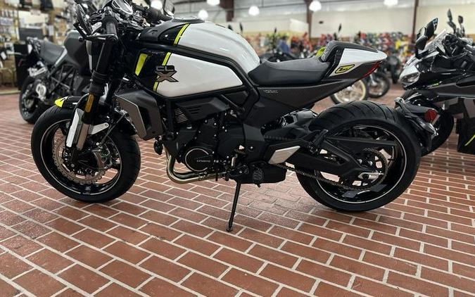 2023 CFMoto 700CL-X Sport