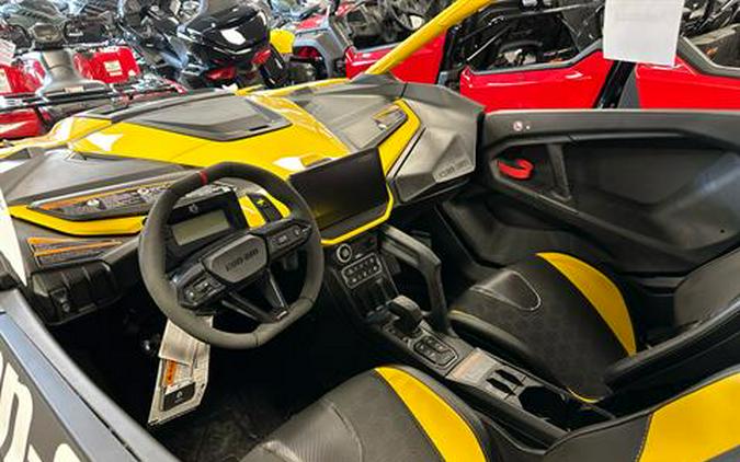 2024 Can-Am Maverick R X RS with Smart-Shox 999T DCT